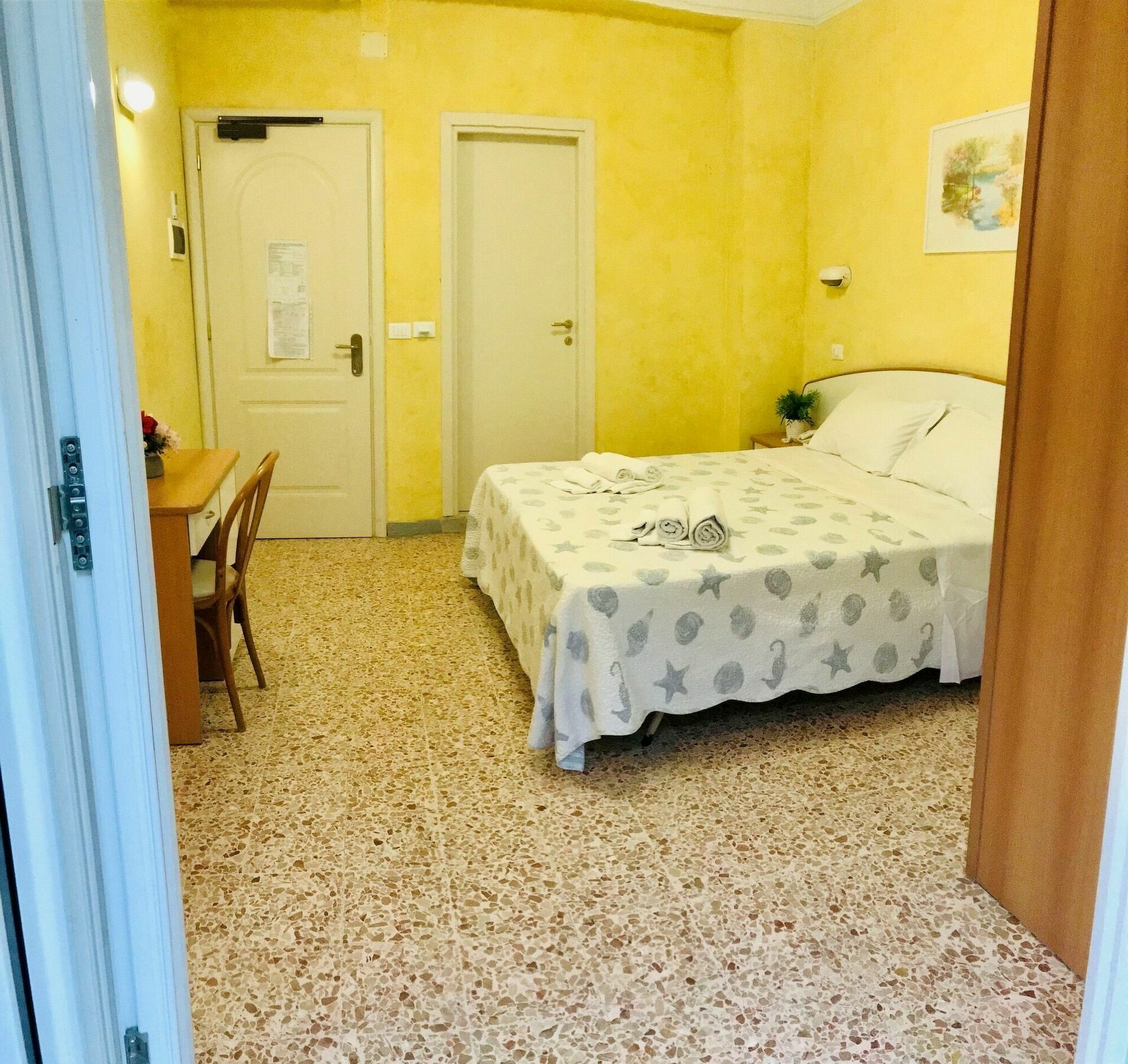 Hotel Naica Ріміні Екстер'єр фото